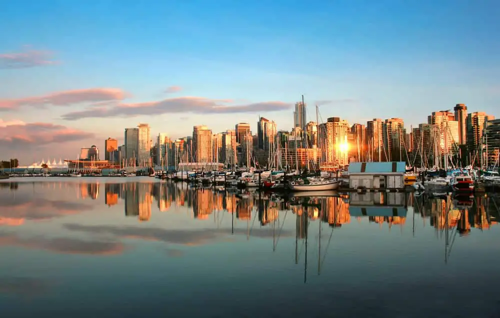 vancouver skyline at sunset