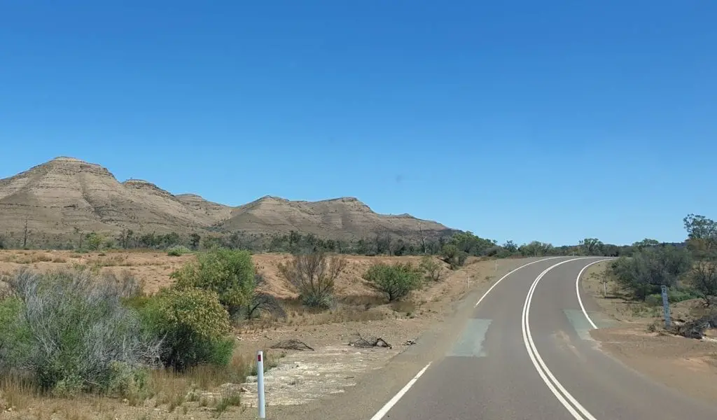 Adelaide to Flinders Ranges