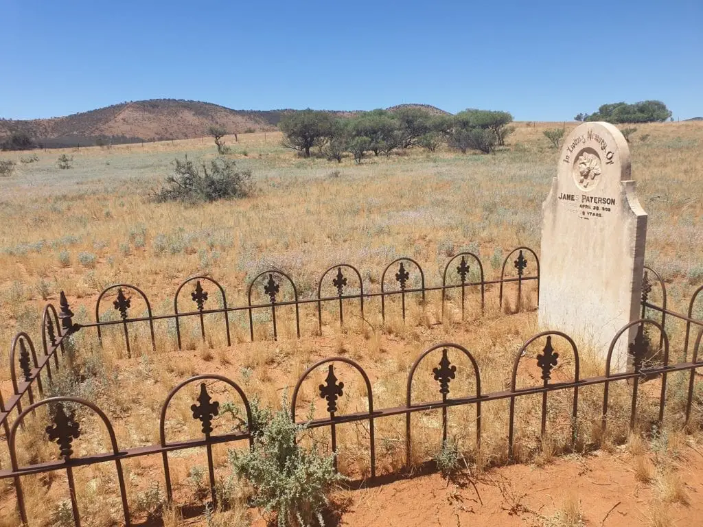 adelaide to flinders ranges