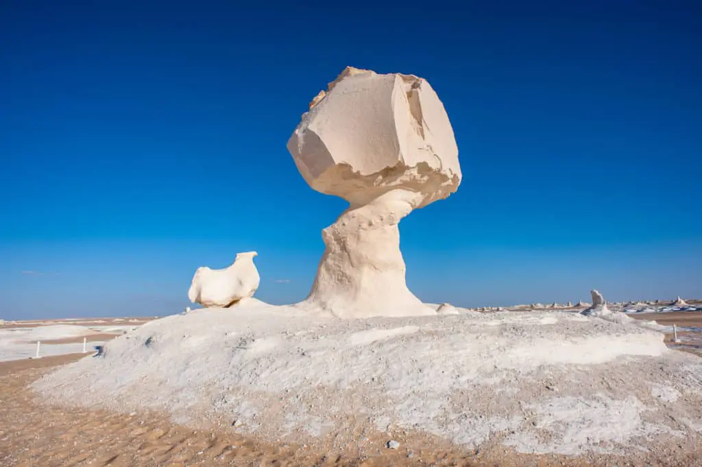 mushroom type rocks in the White Desrt, Egypt - Egypt 2 week itinerary